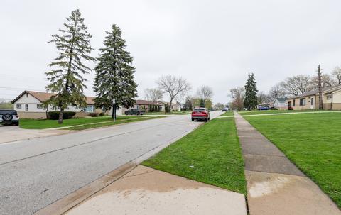 93 E Berkley Ln, Hoffman Estates, IL 60169 photo 28