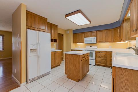 106 Riss Dr, Normal, IL 61761 photo 21