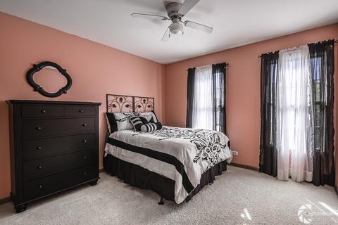2102 Glencorse Cir, Plainfield, IL 60586 photo 17