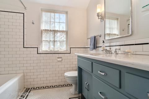 402 Audubon Rd, Riverside, IL 60546 photo 19