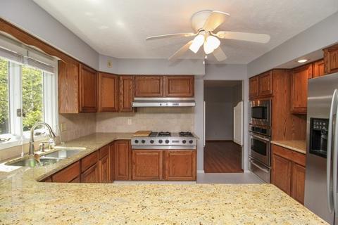 7 Jodi Ln, Bloomington, IL 61701 photo 2
