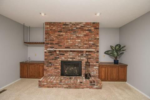 7 Jodi Ln, Bloomington, IL 61701 photo 9