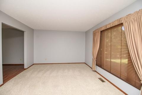 7 Jodi Ln, Bloomington, IL 61701 photo 18