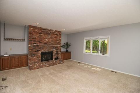 7 Jodi Ln, Bloomington, IL 61701 photo 10