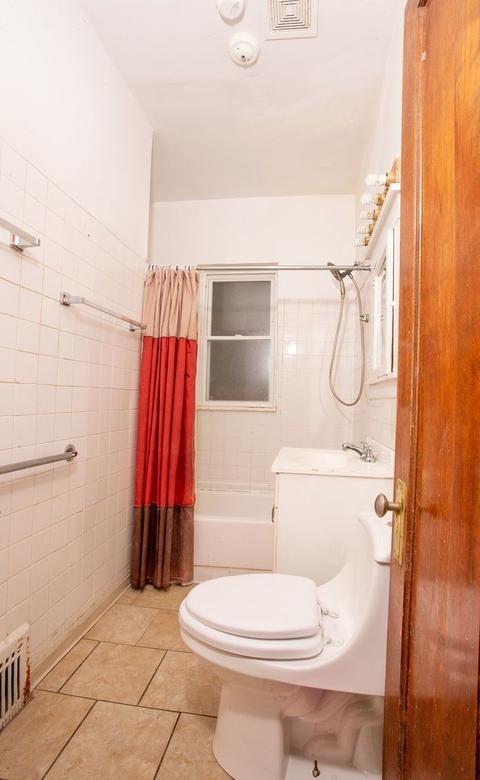 1626 E 74th Pl, Chicago, IL 60649 photo 8
