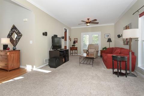 114 Westridge Blvd, Bartlett, IL 60103 photo 10