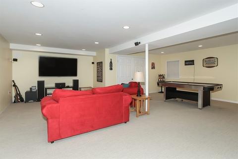 114 Westridge Blvd, Bartlett, IL 60103 photo 8