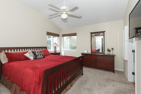 114 Westridge Blvd, Bartlett, IL 60103 photo 7