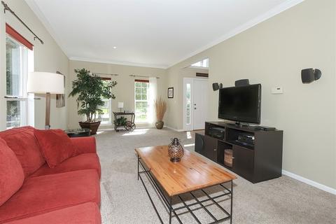 114 Westridge Blvd, Bartlett, IL 60103 photo 12