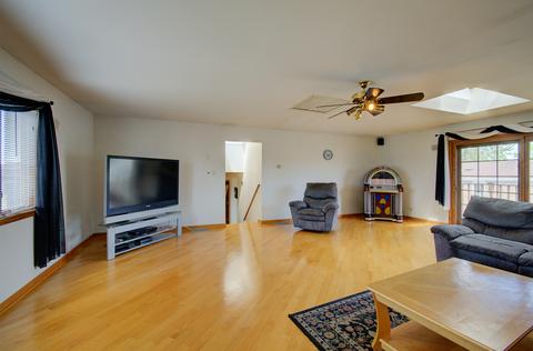 7364 W 84th Pl, Bridgeview, IL 60455 photo 18