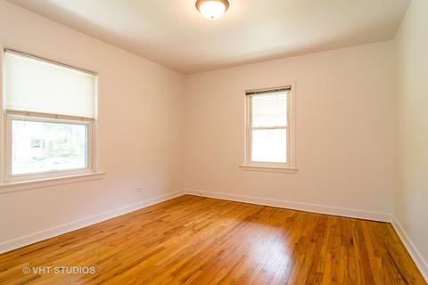 1216 N Path E, Wheaton, IL 60187 photo 5