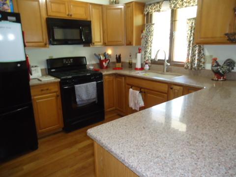 104 Everett Dr, Gridley, IL 61744 photo 5