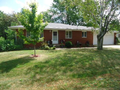 104 Everett Dr, Gridley, IL 61744 photo 37