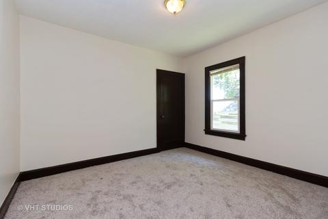 1242 S 7th Ave, Kankakee, IL 60901 photo 6