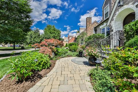 576 Selborne Rd, Riverside, IL 60546 photo 40