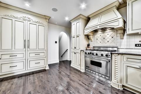 576 Selborne Rd, Riverside, IL 60546 photo 10