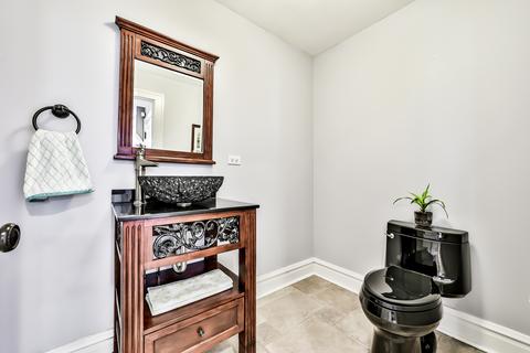 576 Selborne Rd, Riverside, IL 60546 photo 14