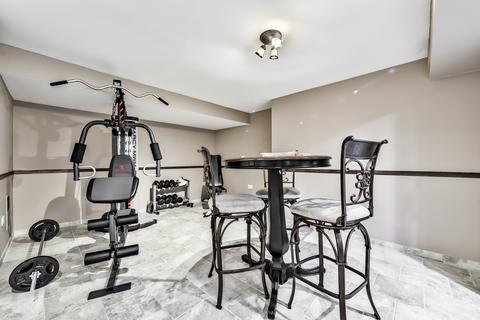 576 Selborne Rd, Riverside, IL 60546 photo 30