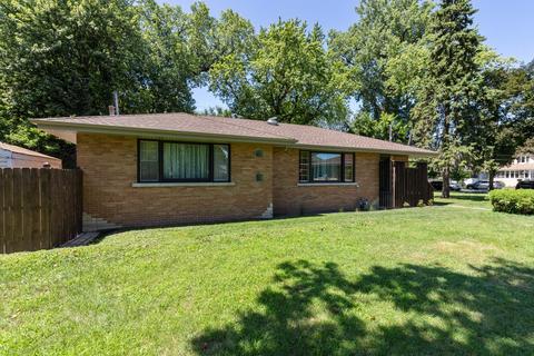 7305 40th St, Lyons, IL 60534 photo 1