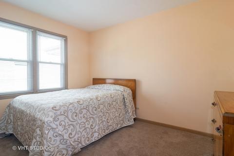1309 E Ardyce Ln, Mount Prospect, IL 60056 photo 9
