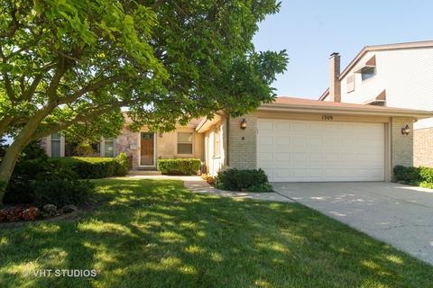 1309 E Ardyce Ln, Mount Prospect, IL 60056 photo 1