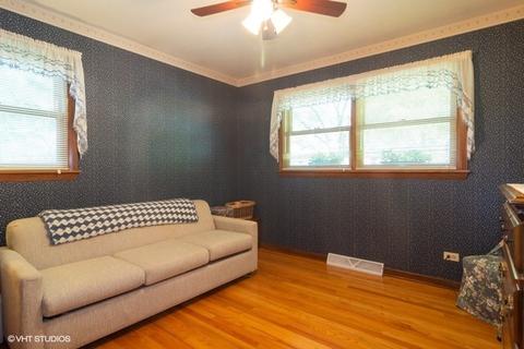1201 S Robert Dr, Mount Prospect, IL 60056 photo 8