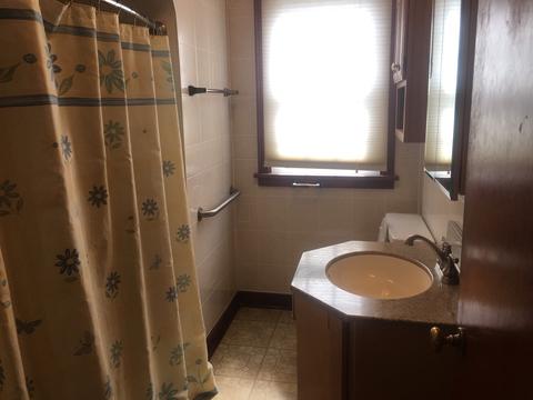 413 E Benton St, Morris, IL 60450 photo 7