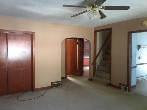 413 E Benton St, Morris, IL 60450 photo 5