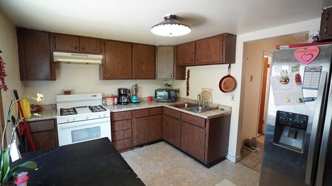 705 Stewart Ave, Elgin, IL 60120 photo 6
