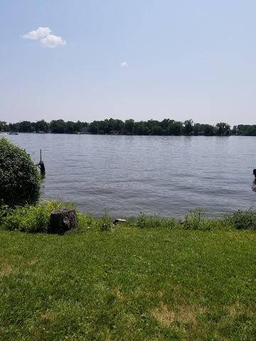 9 Coon Is, Mchenry, IL 60051 photo 3