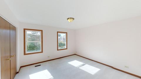 1111 Willoby Ln, Elgin, IL 60120 photo 21