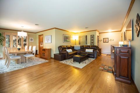 445 Easy St, Des Plaines, IL 60016 photo 5