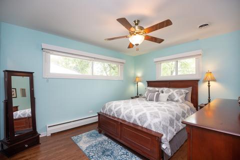 445 Easy St, Des Plaines, IL 60016 photo 12