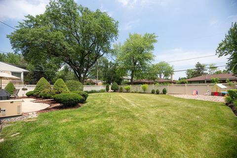 445 Easy St, Des Plaines, IL 60016 photo 19