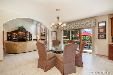 1323 W Sable Dr, Addison, IL 60101 photo 6