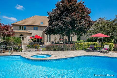 1323 W Sable Dr, Addison, IL 60101 photo 2
