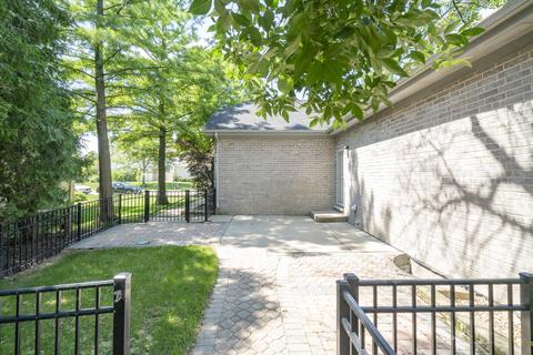 1848 Trails Edge Dr, Northbrook, IL 60062 photo 36