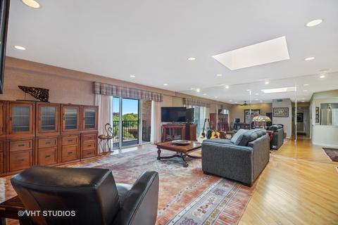 1600 E Thacker St #705, Des Plaines, IL 60016 photo 4