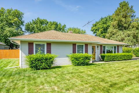 23249 W Peterson Dr, Plainfield, IL 60586 photo 2