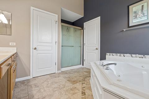 16 Gillingham Ct, Algonquin, IL 60102 photo 20