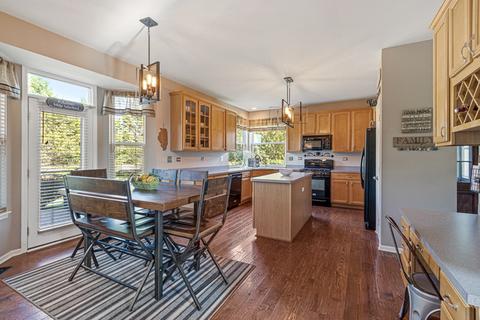 16 Gillingham Ct, Algonquin, IL 60102 photo 10