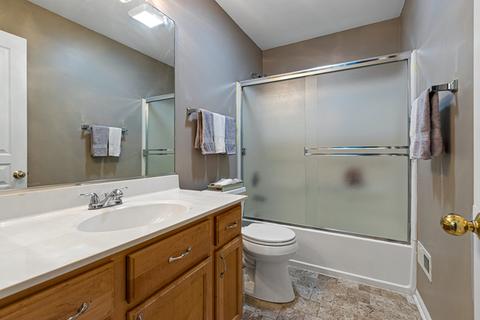 16 Gillingham Ct, Algonquin, IL 60102 photo 24