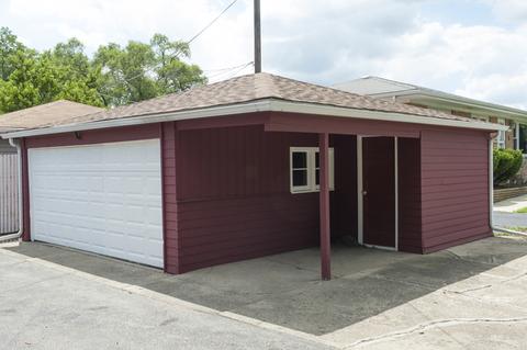 320 N Hillside Ave, Hillside, IL 60162 photo 2