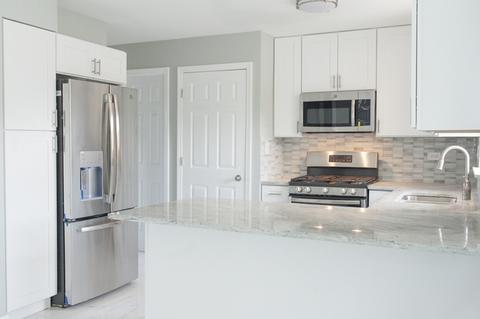 320 N Hillside Ave, Hillside, IL 60162 photo 10