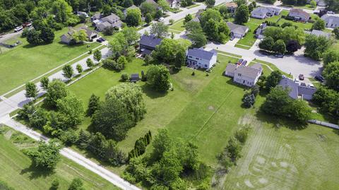 103 Fieldcrest Ct, Minooka, IL 60447 photo 2