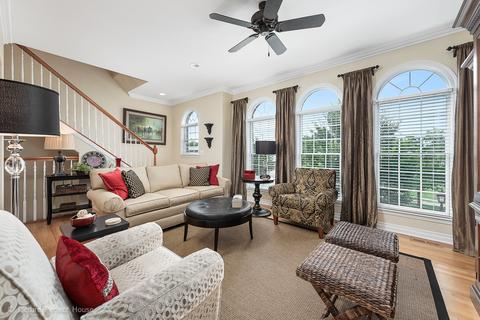 107 Spring Ave, Naperville, IL 60540 photo 7