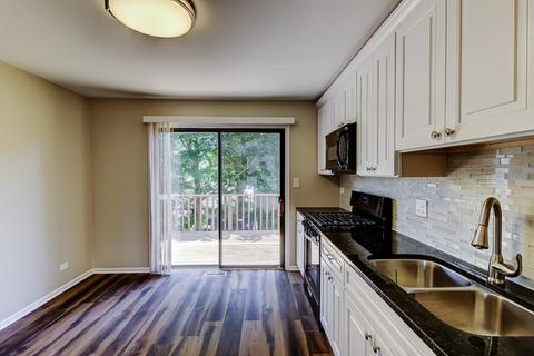 4590 Brigantine Ln, Hoffman Estates, IL 60192 photo 8
