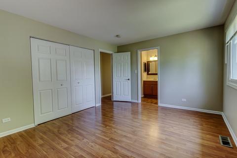4590 Brigantine Ln, Hoffman Estates, IL 60192 photo 12