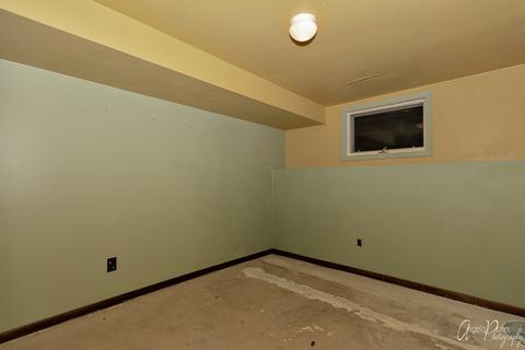 1012 Hayden Dr, Mchenry, IL 60051 photo 23