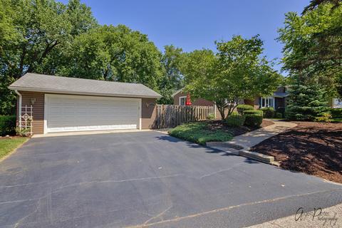 1012 Hayden Dr, Mchenry, IL 60051 photo 4